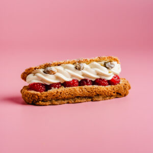 ECLAIR AUX FRAMBOISES